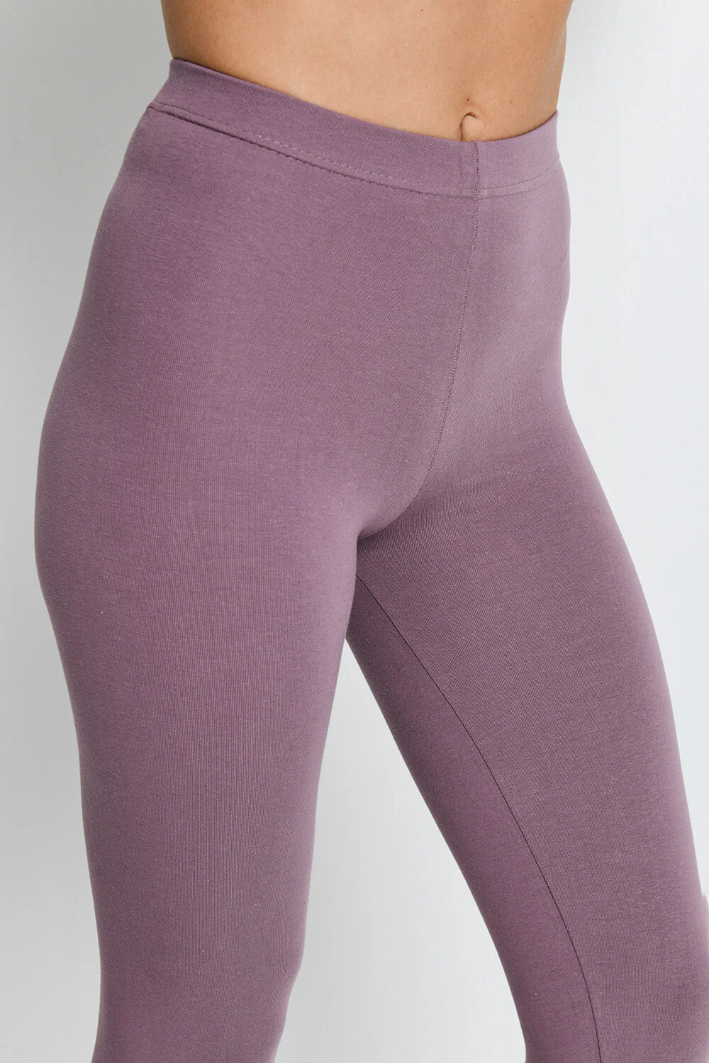 Everyday Capri Leggings - Elderberry Purple - Image 5