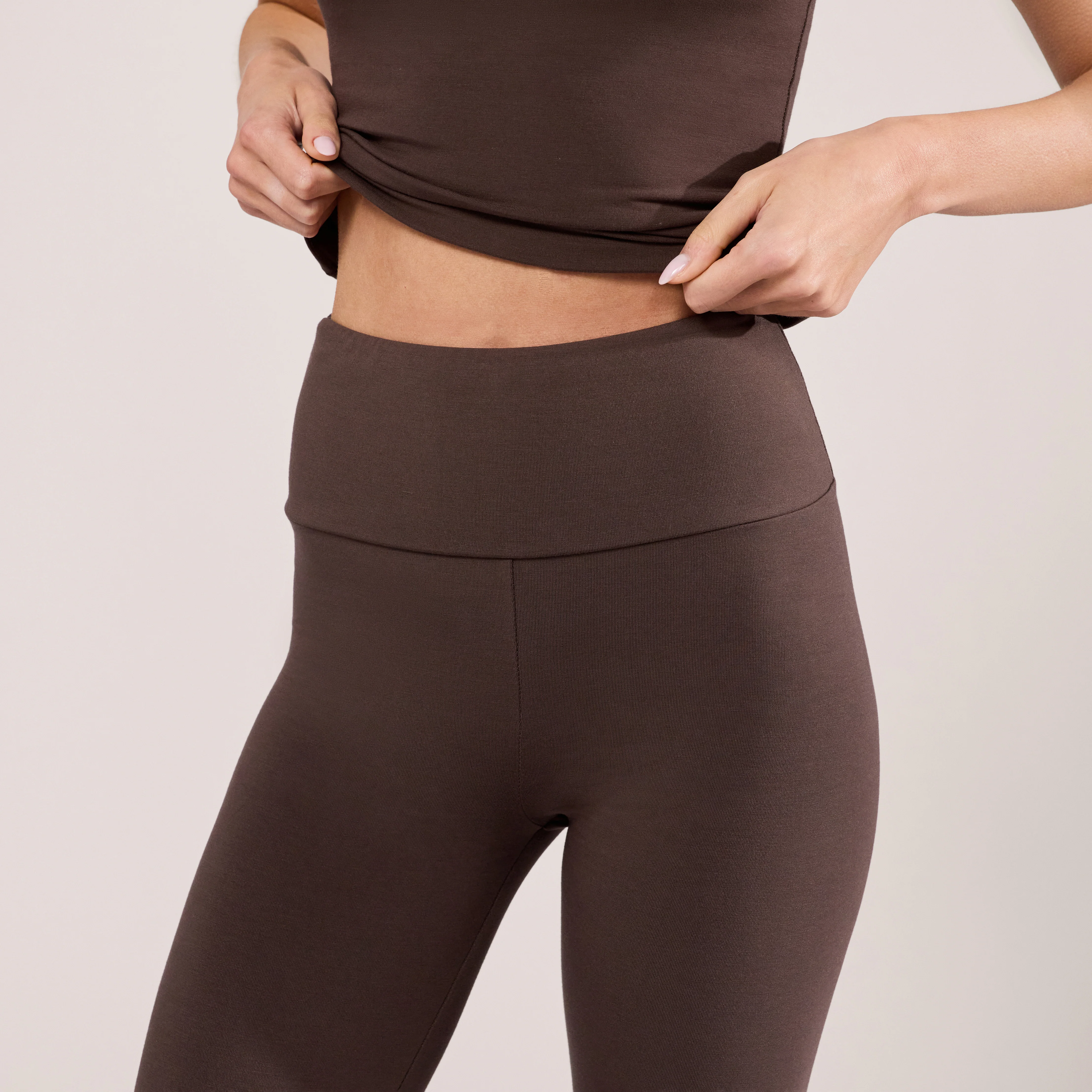 Lightweight Everyday High Waisted Leggings - Espresso Brown - Image 4